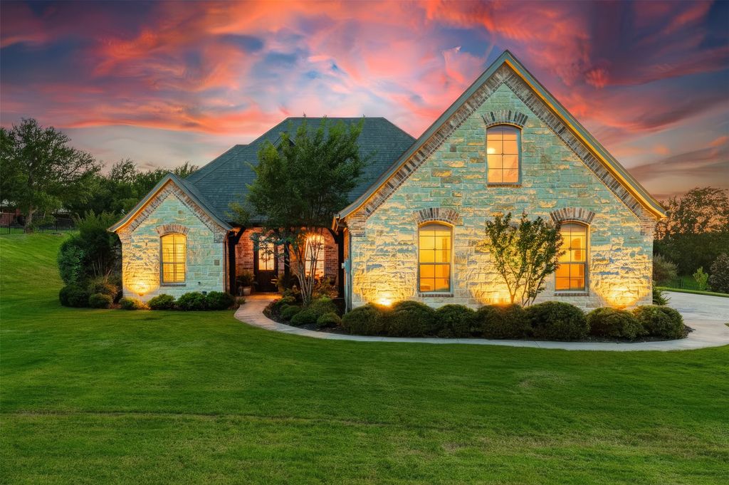 10301 Mustang Wells Drive, Fort Worth, TX 76126