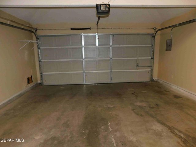 8609 PILGRIMAGE Circle, El Paso, TX 79912