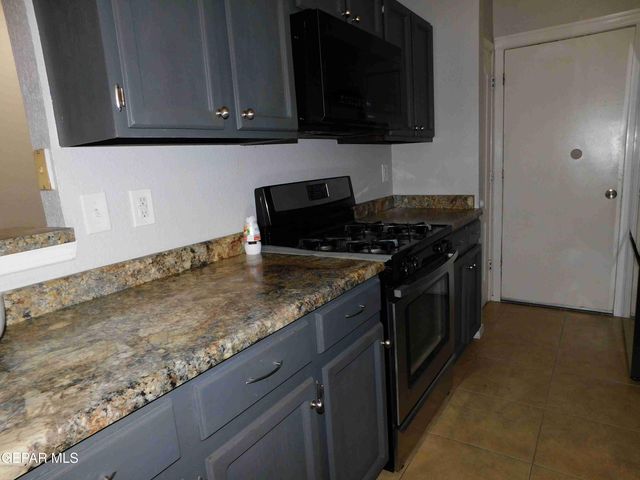 8609 PILGRIMAGE Circle, El Paso, TX 79912