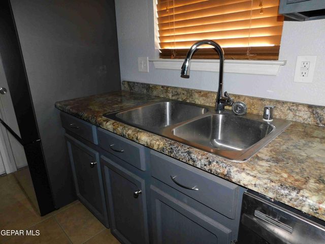 8609 PILGRIMAGE Circle, El Paso, TX 79912