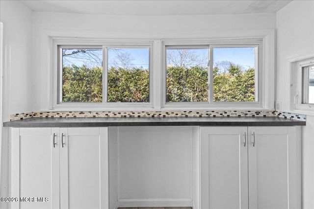 1018 Woodmere Drive, Keyport, NJ 07735