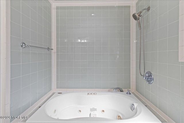 1018 Woodmere Drive, Keyport, NJ 07735