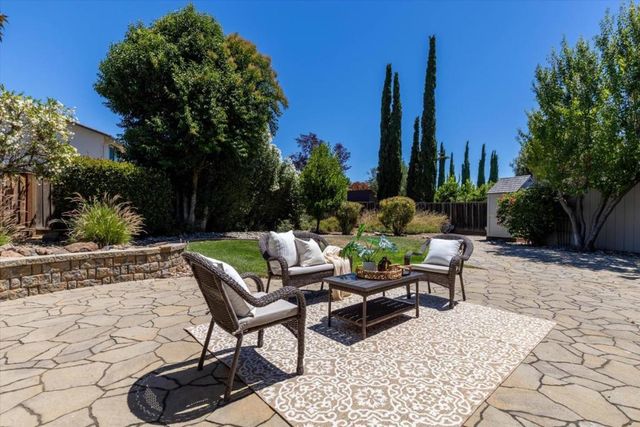 6660 Pebblewood Court, San Jose, CA 95120