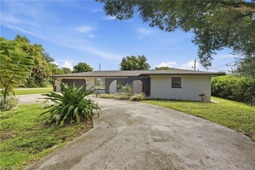2502 Barcelona AVE, FORT MYERS, FL 33905 — photo 4