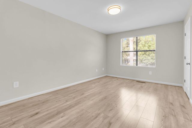 1925 Tropicana Road Unit 7-F, North Charleston, SC 29406