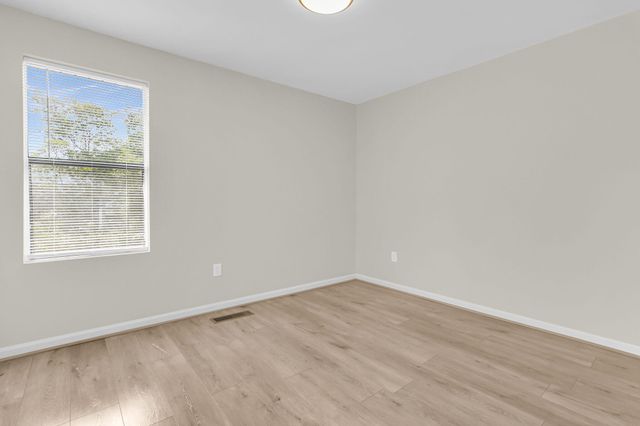 1925 Tropicana Road Unit 7-F, North Charleston, SC 29406