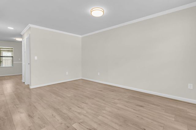 1925 Tropicana Road Unit 7-F, North Charleston, SC 29406