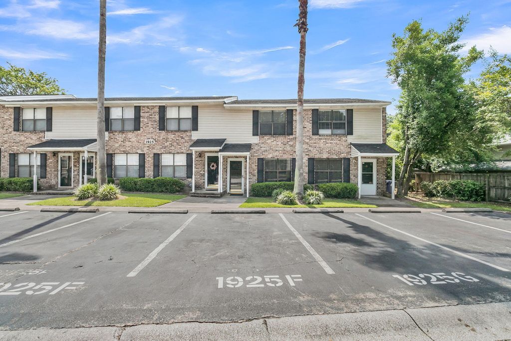 1925 Tropicana Road Unit 7-F, North Charleston, SC 29406