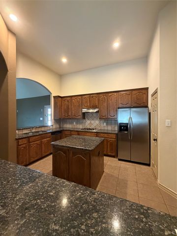 13733 Alterna Drive, Fort Worth, TX 76052