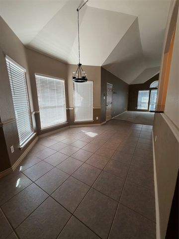 13733 Alterna Drive, Fort Worth, TX 76052