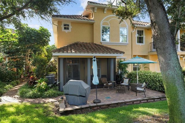 185 BANYAN BAY DRIVE, St Petersburg, FL 33705