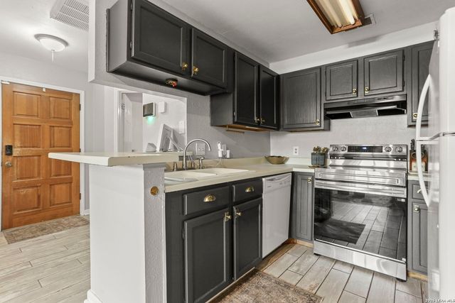 5322 Medical Dr E103, San Antonio, TX 78240