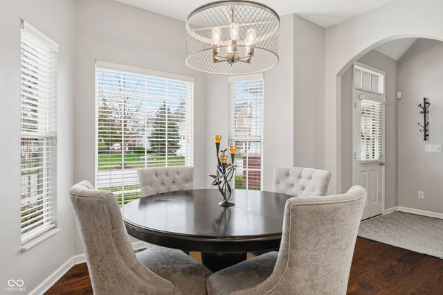 15552 Smithfield Drive, Westfield, IN 46074