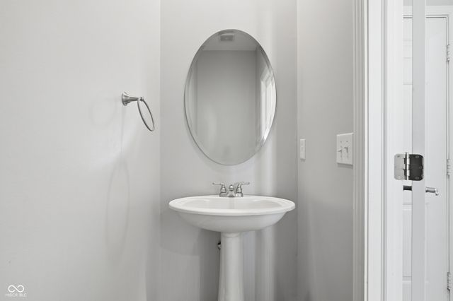 15552 Smithfield Drive, Westfield, IN 46074