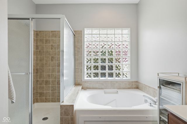 15552 Smithfield Drive, Westfield, IN 46074