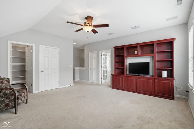 15552 Smithfield Drive, Westfield, IN 46074