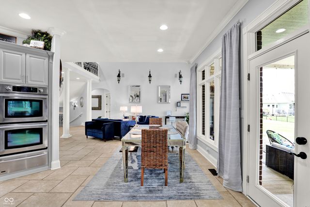 6982 Bladstone Road, Noblesville, IN 46062