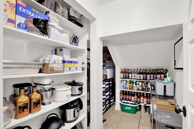 6982 Bladstone Road, Noblesville, IN 46062