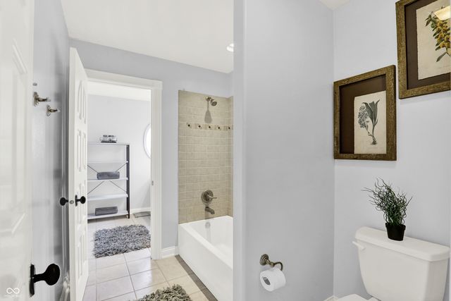 6982 Bladstone Road, Noblesville, IN 46062