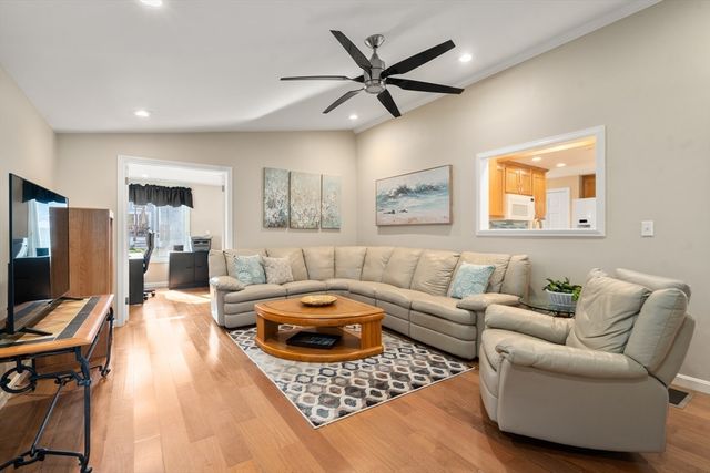 29 Carriage House Path, Ashland, MA 01721