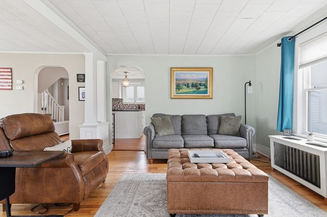 47 W Walnut St, Milford, MA 01757