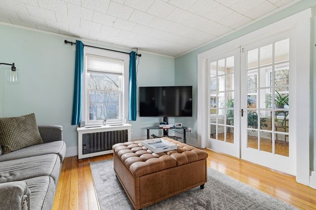 47 W Walnut St, Milford, MA 01757