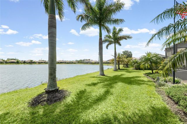 17056 POLO TRAIL, Lakewood Ranch, FL 34211