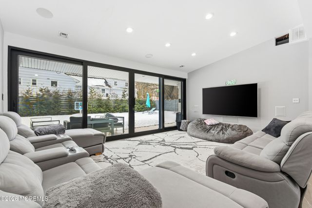 612 Deal Road, Ocean Twp, NJ 07712