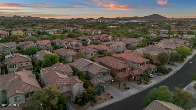 3927 E Waller Lane, Phoenix, AZ 85050