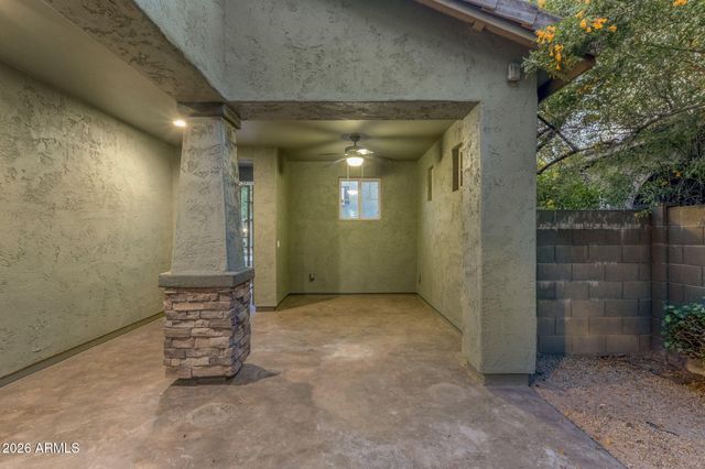3927 E Waller Lane, Phoenix, AZ 85050