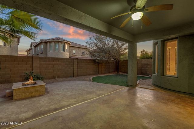 3927 E Waller Lane, Phoenix, AZ 85050