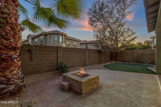 3927 E Waller Lane, Phoenix, AZ 85050