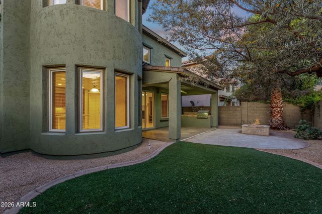 3927 E Waller Lane, Phoenix, AZ 85050