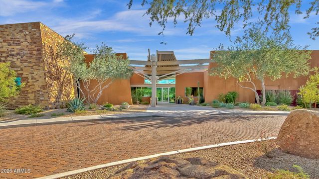 3927 E Waller Lane, Phoenix, AZ 85050