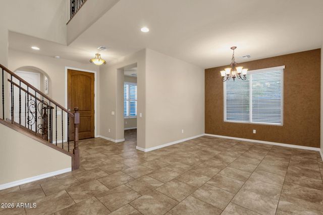 3927 E Waller Lane, Phoenix, AZ 85050