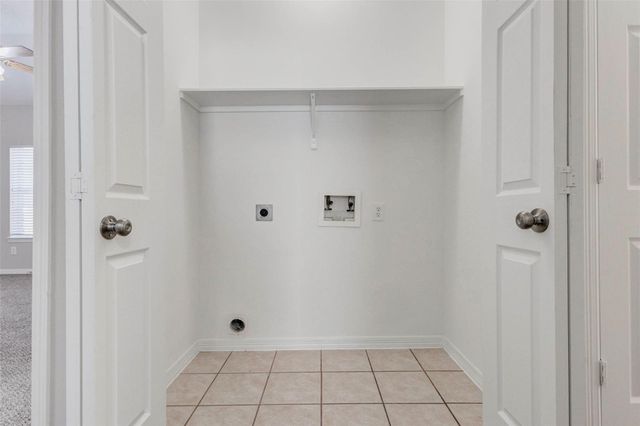 12551 Lake Conroe Hills Dr, Willis, TX 77318