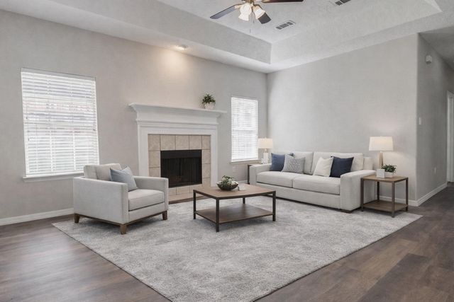 12551 Lake Conroe Hills Dr, Willis, TX 77318