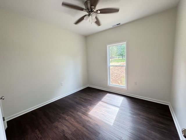 100 Lexie Ln, Lawrenceburg, TN 38464