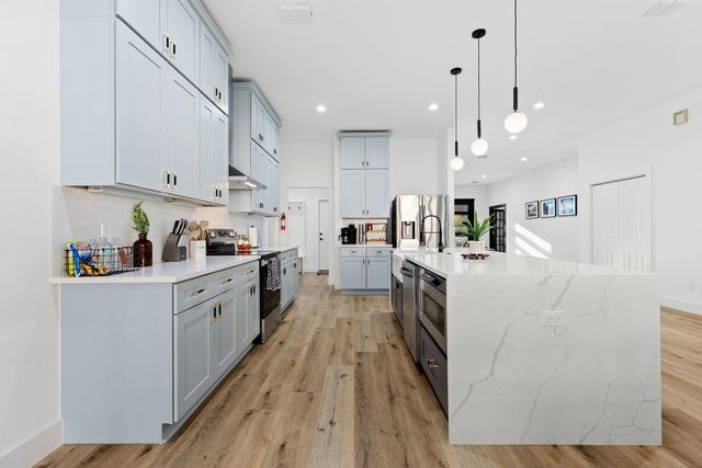 273 Tahitian DR, Bastrop, TX 78602