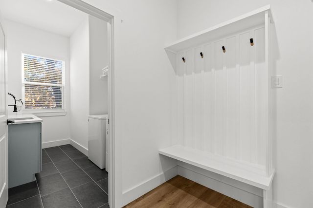 273 Tahitian DR, Bastrop, TX 78602