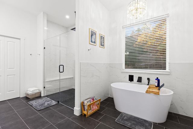 273 Tahitian DR, Bastrop, TX 78602