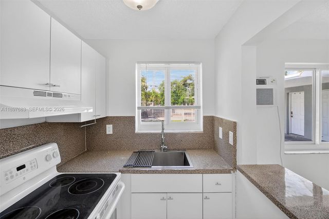 1864 NW 28th Street, Miami, FL 33142