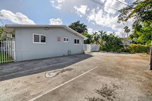 1864 NW 28th Street, Miami, FL 33142