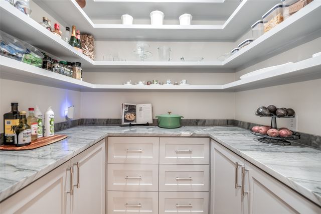 1009 Pine Meadow Court, Southlake, TX 76092