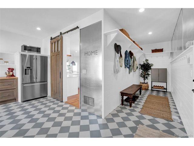 15116 Lyons Ridge Dr, Morrison, CO 80465