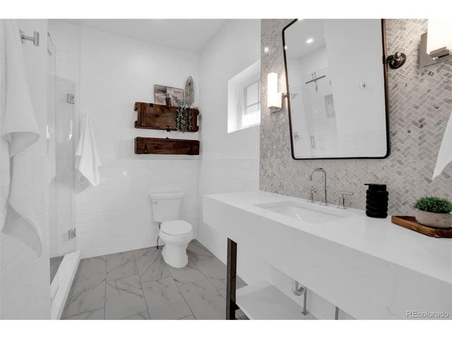 15116 Lyons Ridge Dr, Morrison, CO 80465