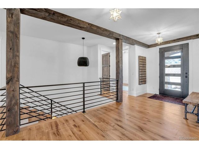 15116 Lyons Ridge Dr, Morrison, CO 80465