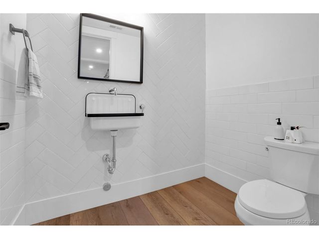 15116 Lyons Ridge Dr, Morrison, CO 80465