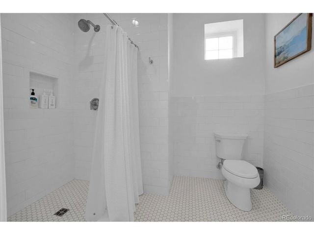 15116 Lyons Ridge Dr, Morrison, CO 80465