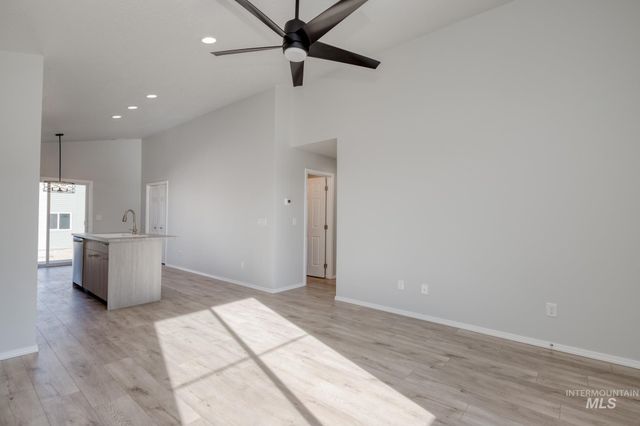 2876 W Lemhi Creek St, Kuna, ID 83634